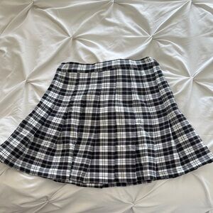 Plaid Black and White Women's Skirt (Australian sizing. Fits like a 6)